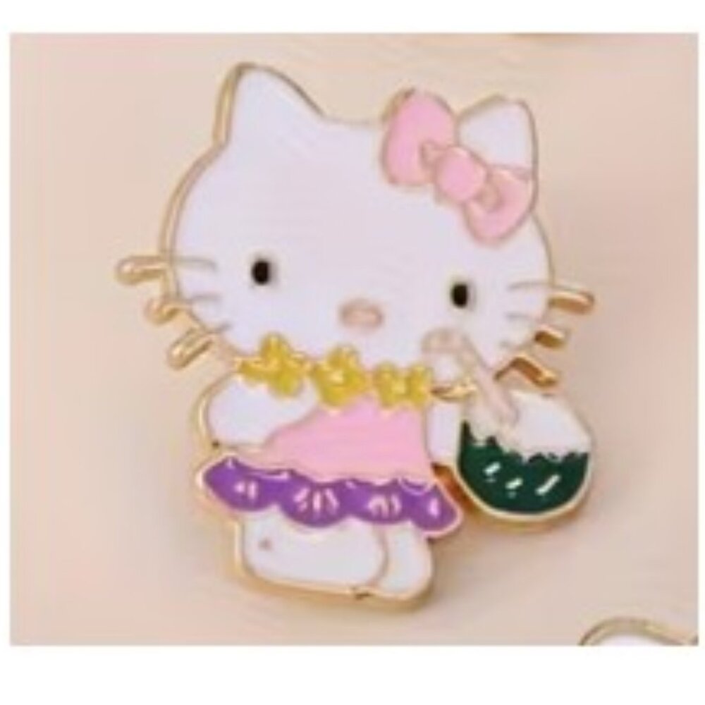HELLO KITTY “Hawaiian Luau”‎ Enamel Lapel Pin Brooch (BRAND-NEW & SUPER CUTE!)